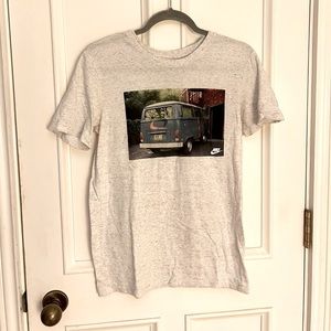 Nike graphic tee 🍵